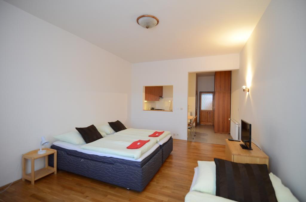 Apartments Karlin Prague Bilik gambar