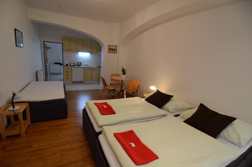 Apartments Karlin Prague Bilik gambar