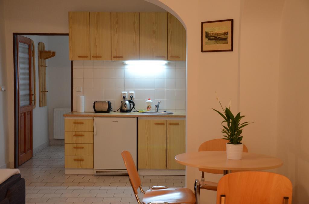 Apartments Karlin Prague Bilik gambar