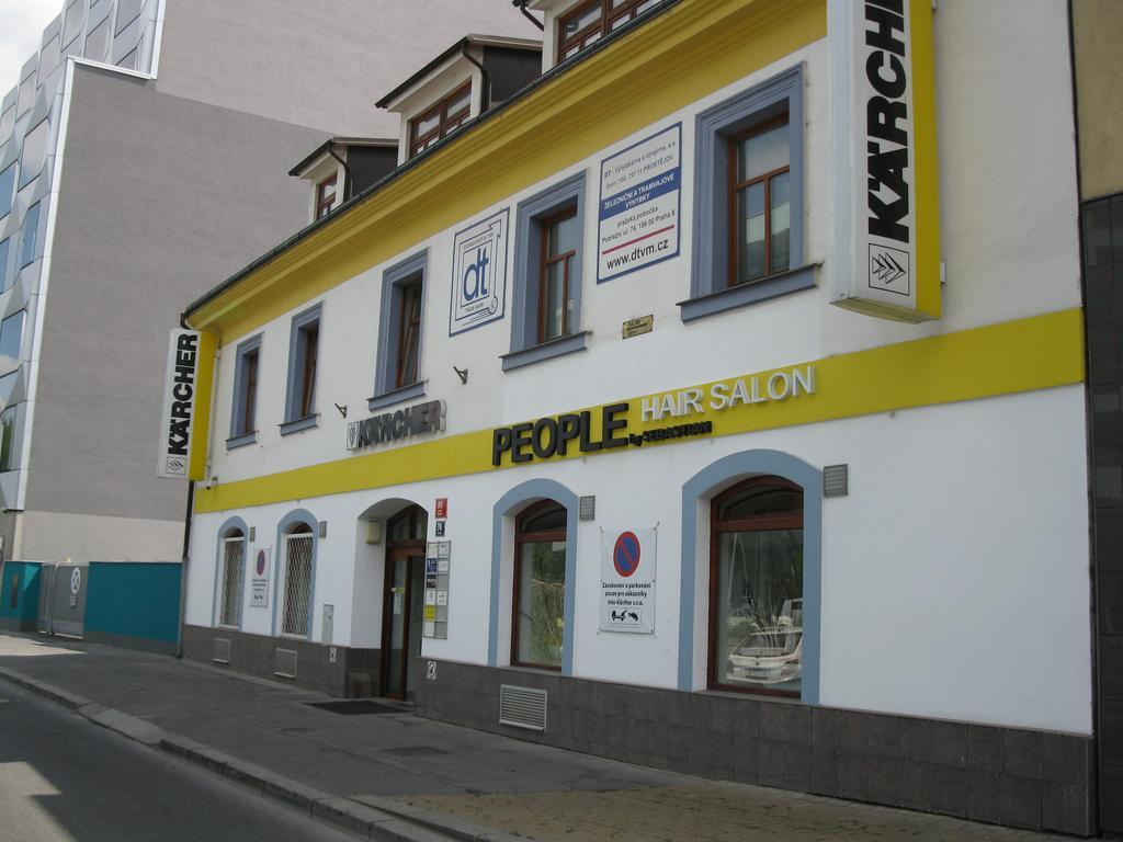 Apartments Karlin Prague Luaran gambar