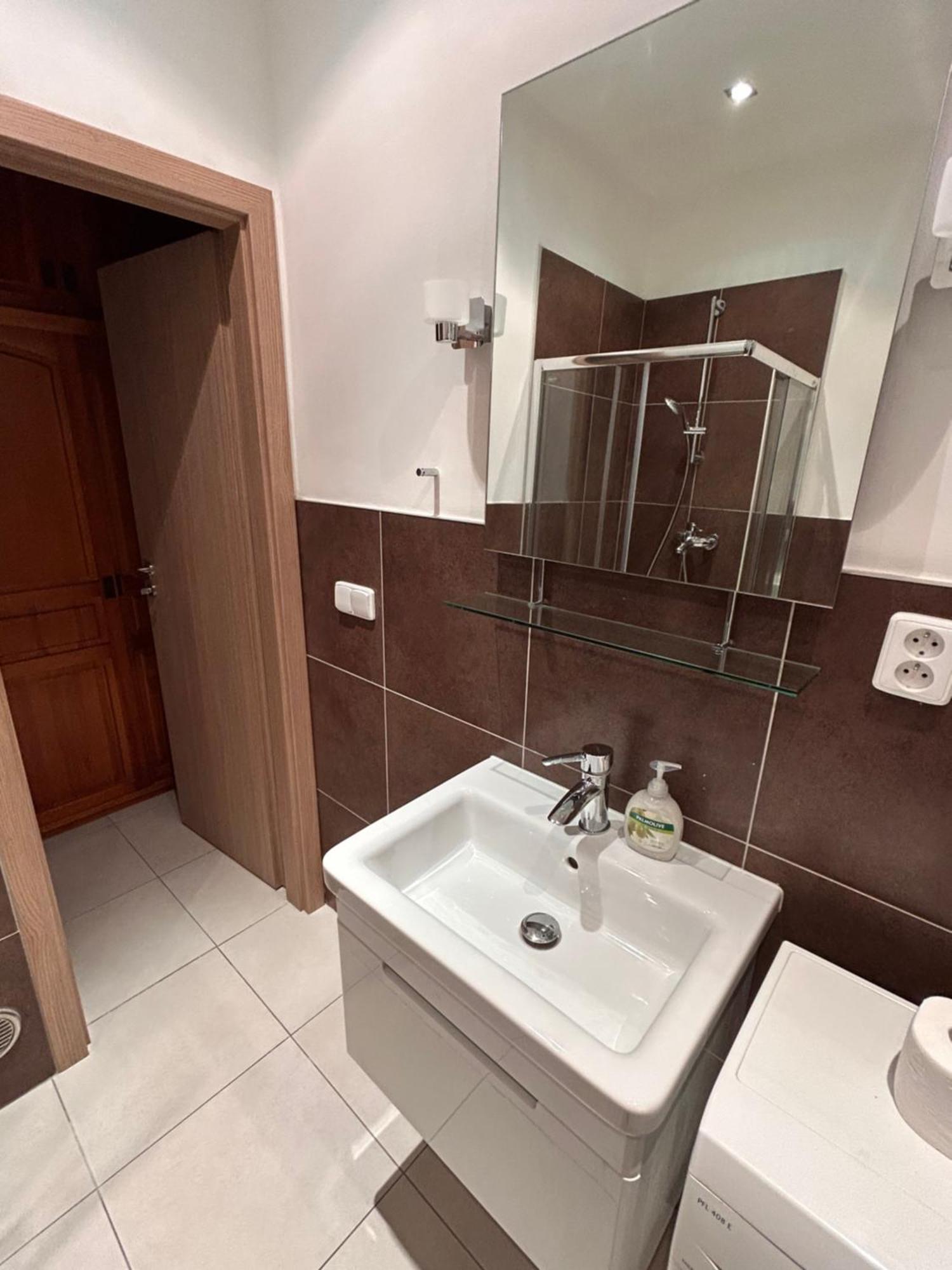 Apartments Karlin Prague Luaran gambar